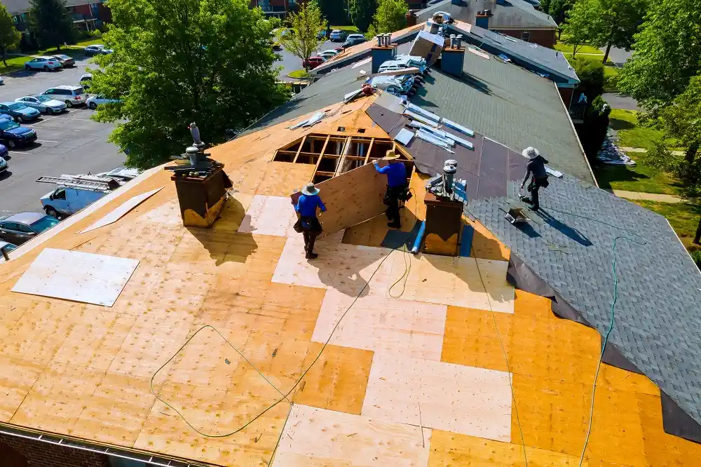 When to Replace Your Roof? Best Season & Cost (2026)